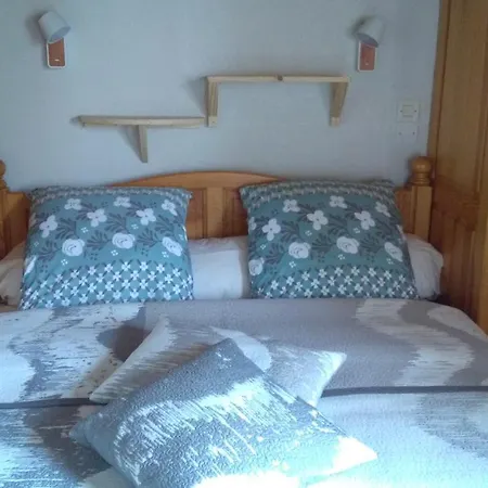 Holiday home Au Bon Accueil Anciennement Le Jardin Fleuri *